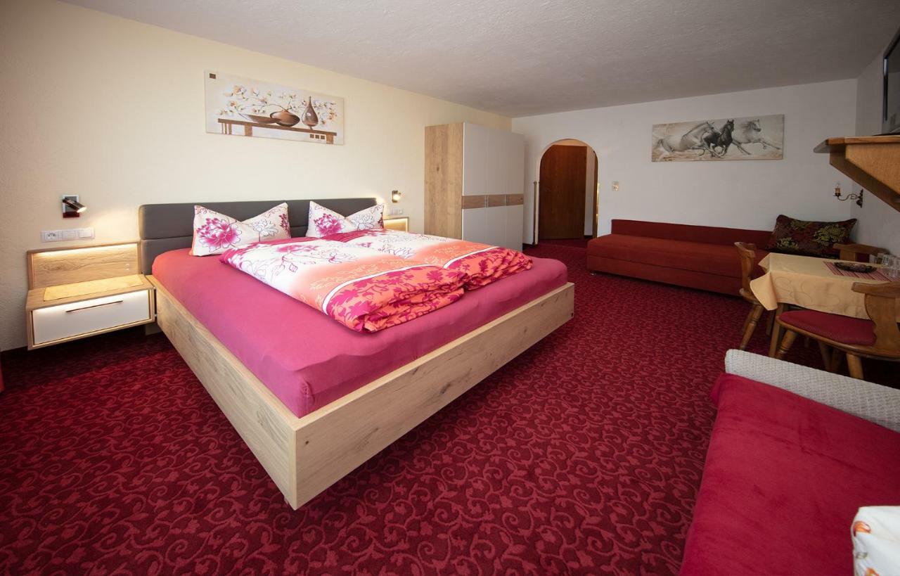 Gaestehaus Marco Solden Bagian luar foto